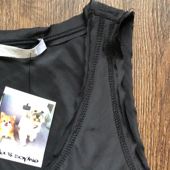 Lola & Sophie black top - Picture 2 of 6